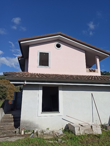 casa indipendente in vendita a Camaiore in zona Capezzano Pianore