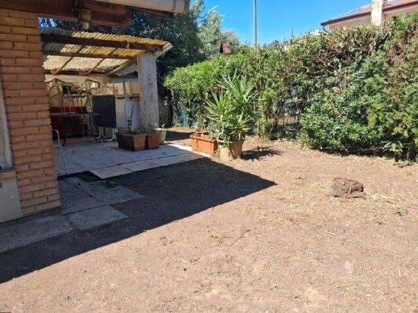 casa indipendente in vendita a Camaiore in zona Capezzano Pianore