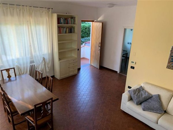 casa indipendente in vendita a Camaiore