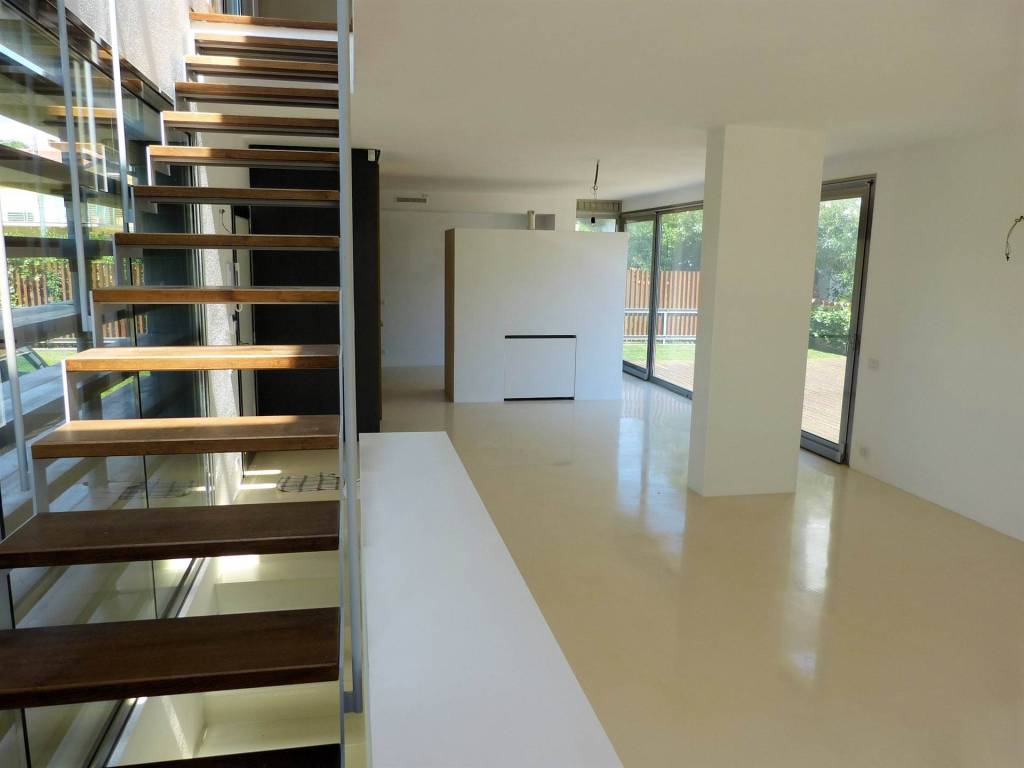 casa indipendente in vendita a Camaiore in zona Lido di Camaiore