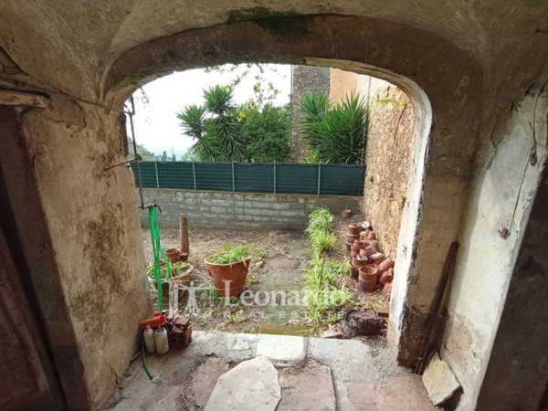 casa indipendente in vendita a Camaiore