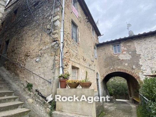 casa indipendente in vendita a Camaiore in zona Nocchi