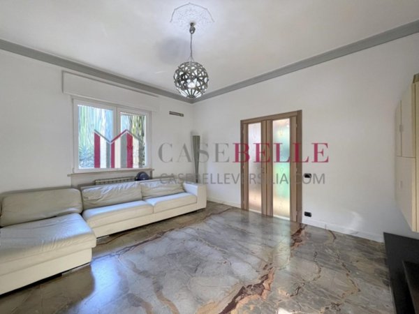 casa indipendente in vendita a Camaiore
