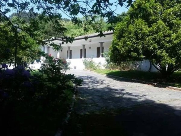 casa indipendente in vendita a Camaiore