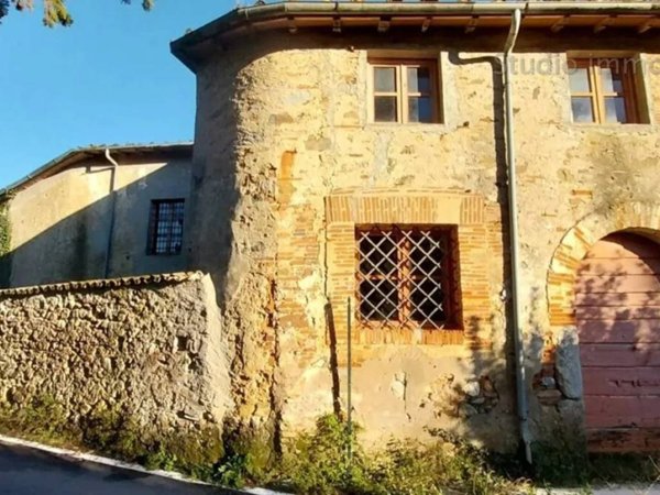 casale in vendita a Camaiore