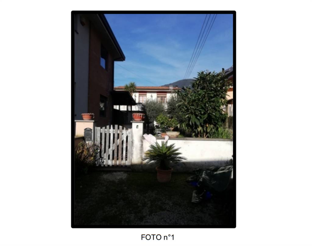 casa indipendente in vendita a Camaiore