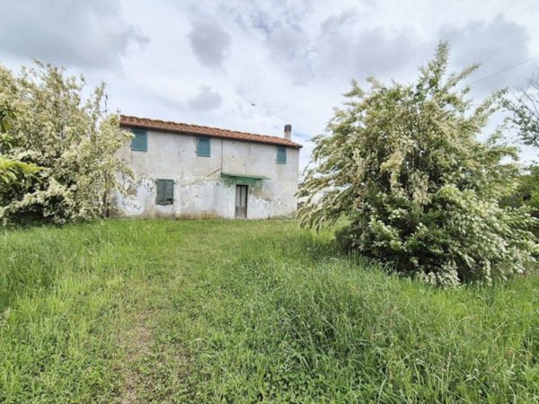 casa indipendente in vendita a Camaiore in zona Capezzano Pianore