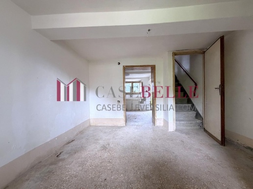 casa indipendente in vendita a Camaiore in zona Montebello