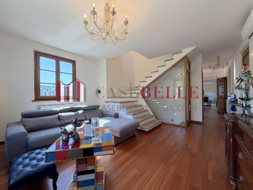 casa indipendente in vendita a Camaiore in zona Nocchi
