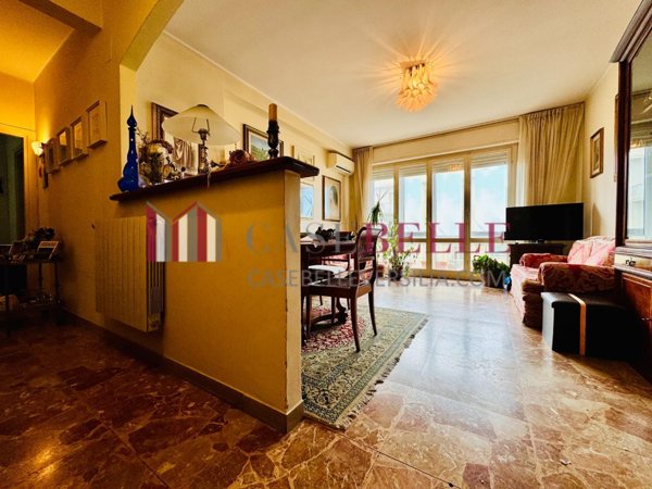 appartamento in vendita a Camaiore in zona Lido di Camaiore
