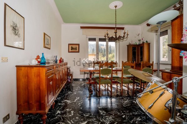 casa semindipendente in vendita a Camaiore in zona Vado