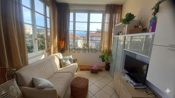 appartamento in vendita a Camaiore in zona Lido di Camaiore