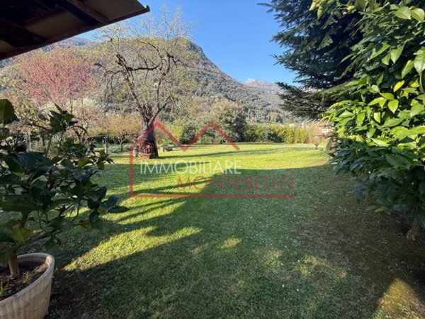 casa indipendente in vendita a Camaiore in zona Lombrici