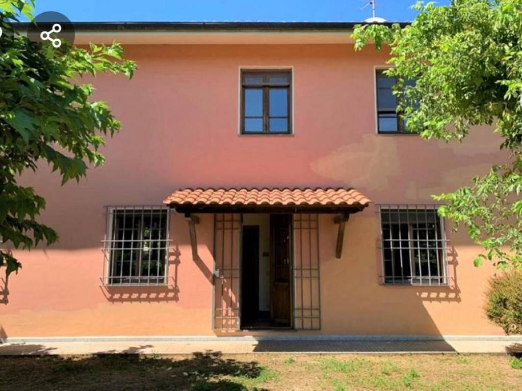 casa indipendente in vendita a Camaiore in zona Capezzano Pianore