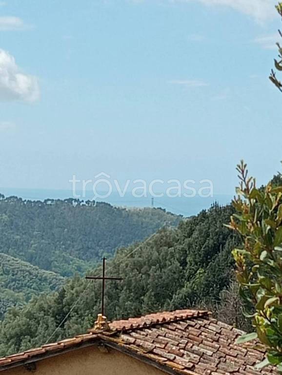 casa indipendente in vendita a Camaiore