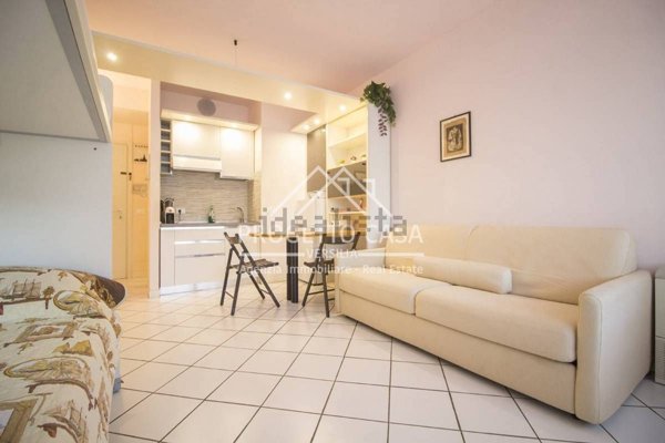 appartamento in vendita a Camaiore in zona Lido di Camaiore