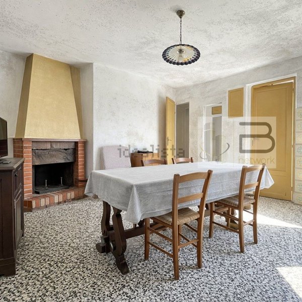 casa indipendente in vendita a Camaiore
