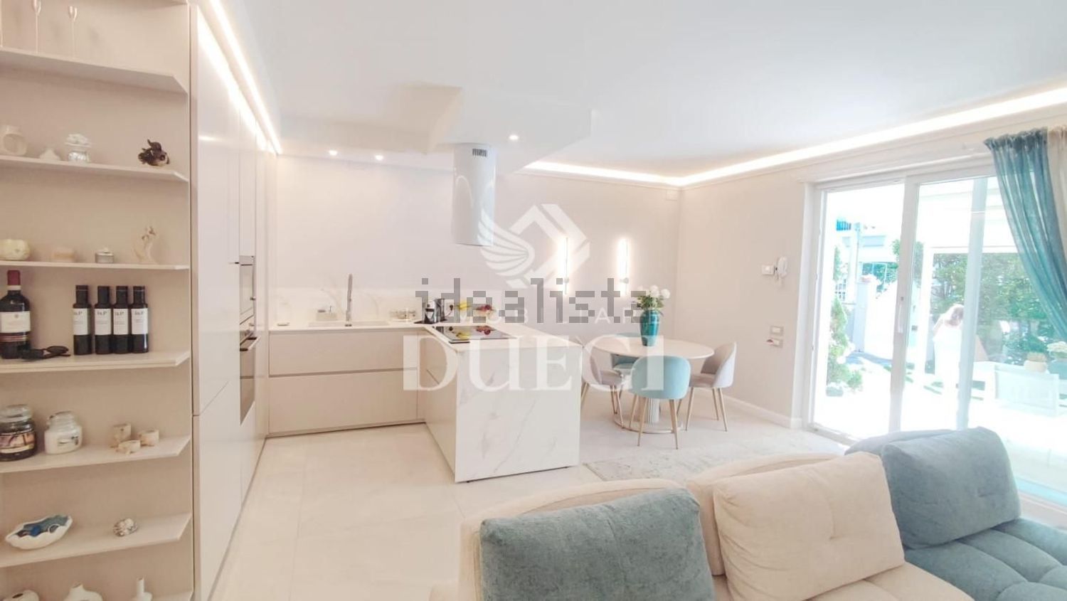 casa indipendente in vendita a Camaiore