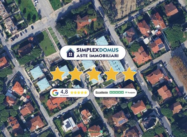 casa indipendente in vendita a Camaiore in zona Lido di Camaiore
