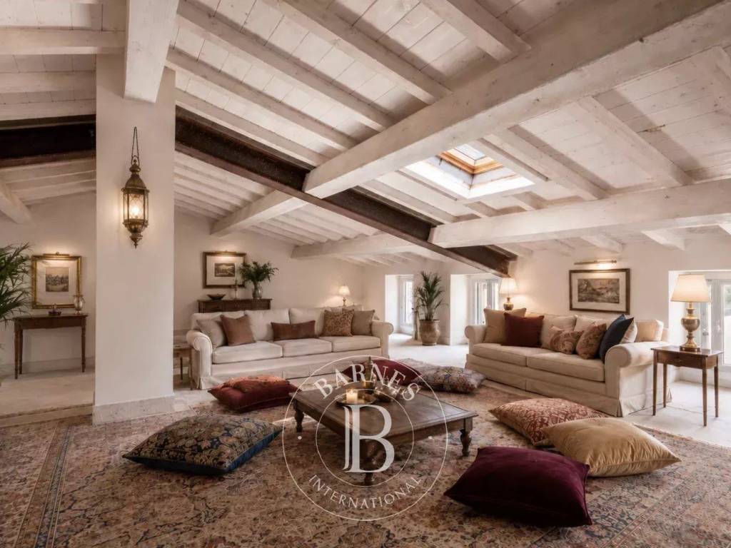casa indipendente in vendita a Camaiore