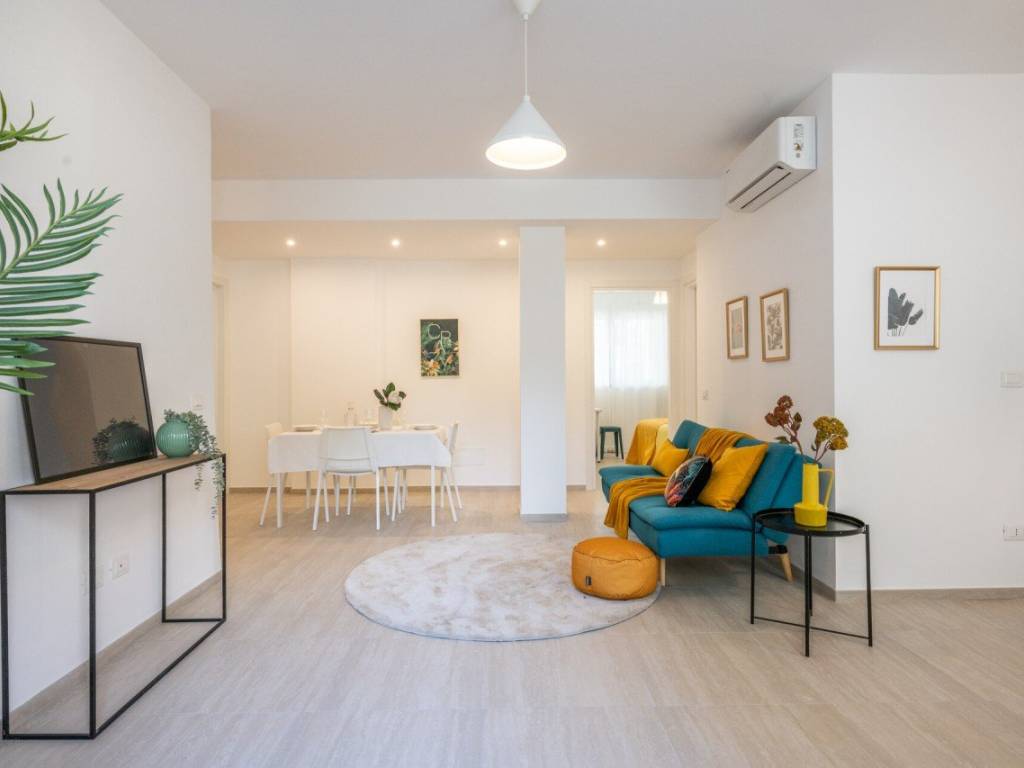 appartamento in vendita a Camaiore in zona Lido di Camaiore