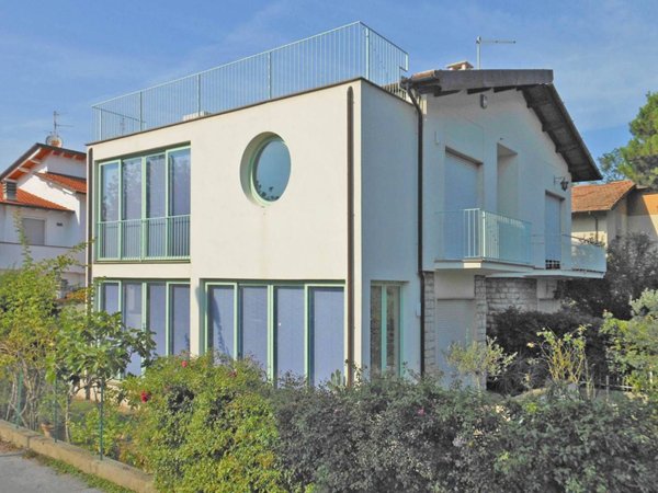 casa indipendente in vendita a Camaiore in zona Lido di Camaiore