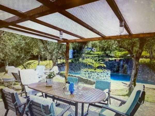 casa indipendente in vendita a Camaiore