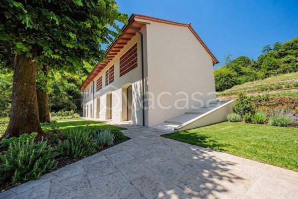 casa indipendente in vendita a Camaiore in zona Montebello