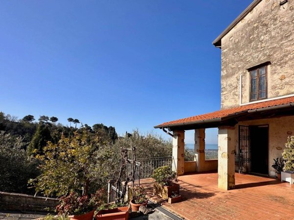 casale in vendita a Camaiore in zona Pieve di Camaiore