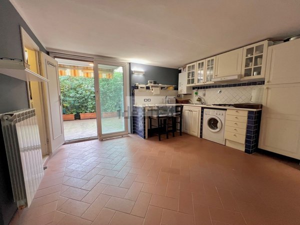 appartamento in vendita a Camaiore in zona Lido di Camaiore