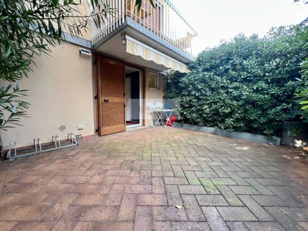 appartamento in vendita a Camaiore in zona Lido di Camaiore