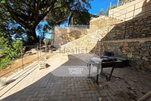 casale in vendita a Camaiore