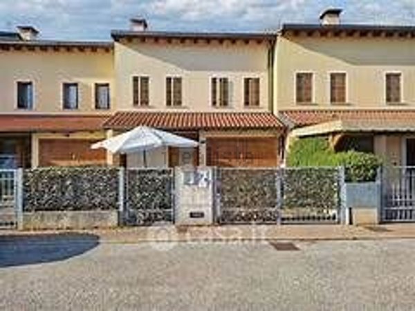 casa indipendente in vendita a Camaiore in zona Capezzano Pianore