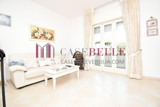 appartamento in vendita a Camaiore in zona Lido di Camaiore
