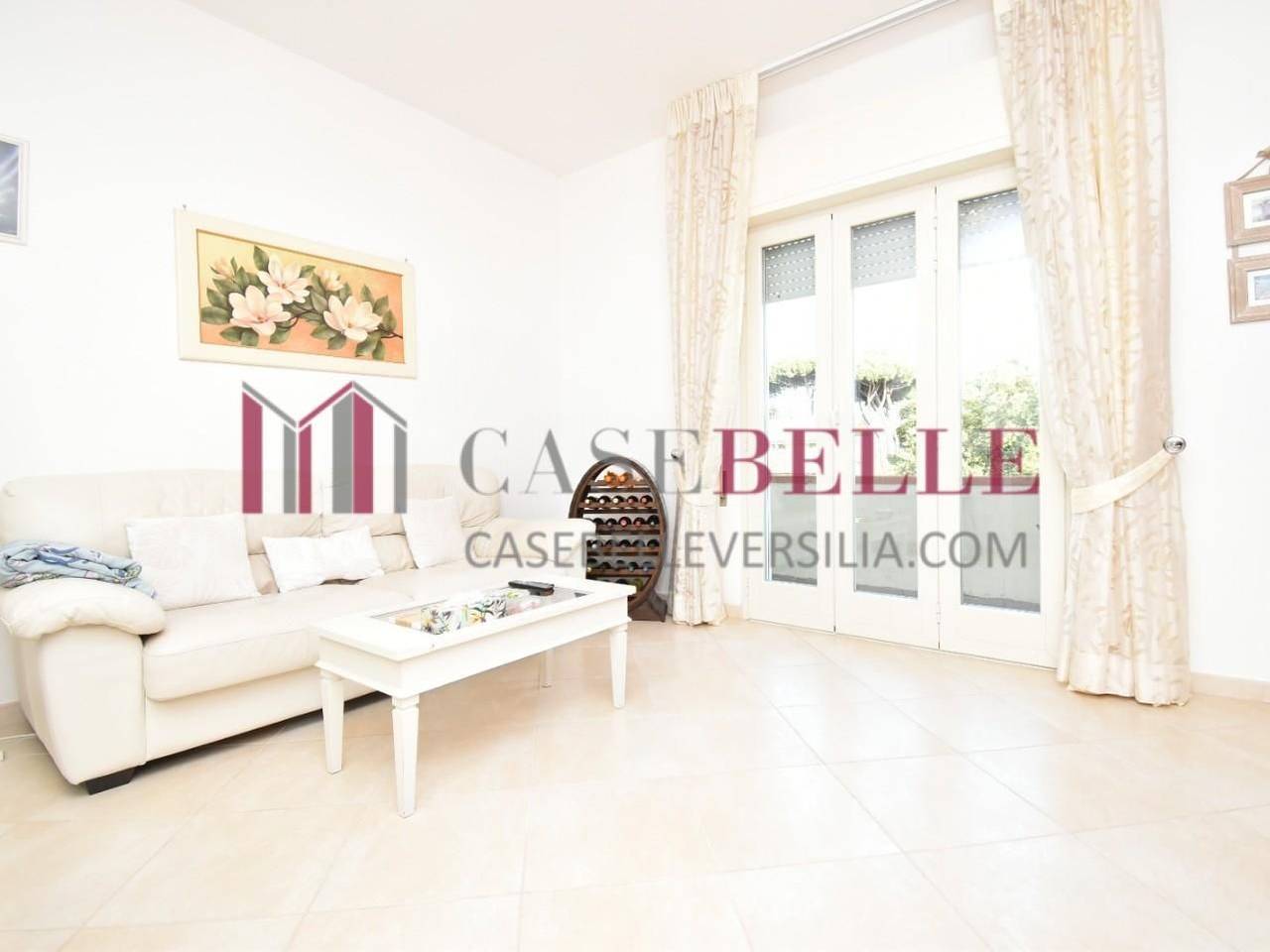 appartamento in vendita a Camaiore in zona Lido di Camaiore