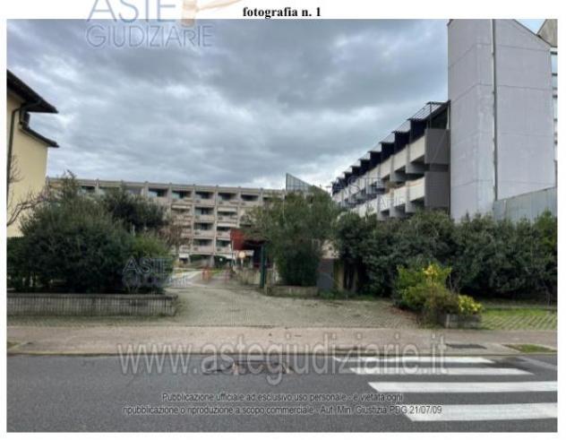 locale commerciale in vendita a Camaiore in zona Secco