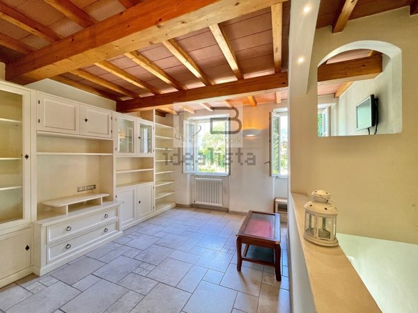 casa indipendente in vendita a Camaiore in zona Pieve di Camaiore