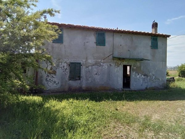 casa indipendente in vendita a Camaiore in zona Lido di Camaiore