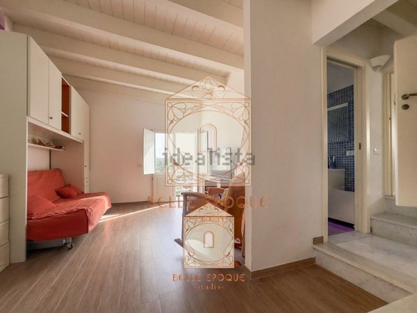 casa indipendente in vendita a Camaiore in zona Lido di Camaiore