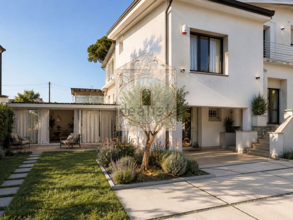 casa indipendente in vendita a Camaiore in zona Secco