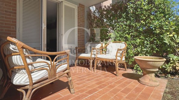 appartamento in vendita a Camaiore in zona Lido di Camaiore