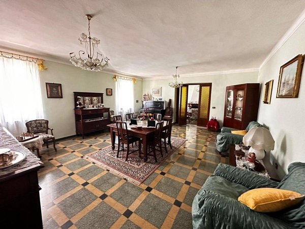 appartamento in vendita a Camaiore in zona Pieve di Camaiore