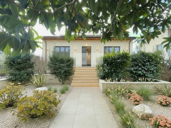 casa indipendente in vendita a Camaiore in zona Lido di Camaiore