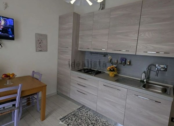 appartamento in vendita a Camaiore in zona Lido di Camaiore