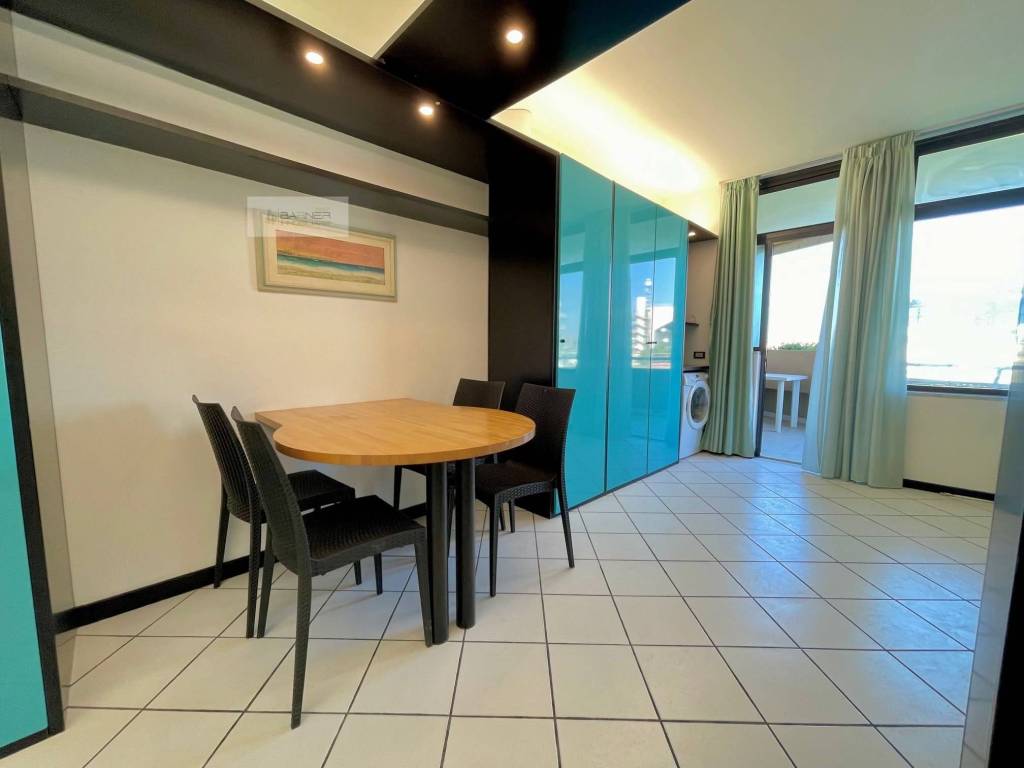 appartamento in vendita a Camaiore in zona Lido di Camaiore