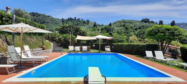 casa indipendente in vendita a Camaiore in zona Capezzano Pianore