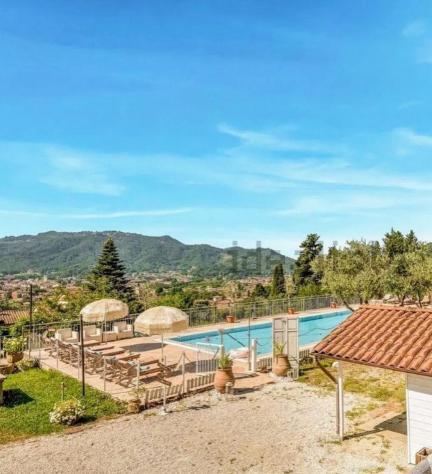 casa indipendente in vendita a Camaiore