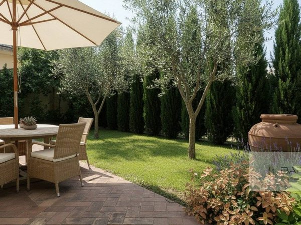 casa indipendente in vendita a Camaiore