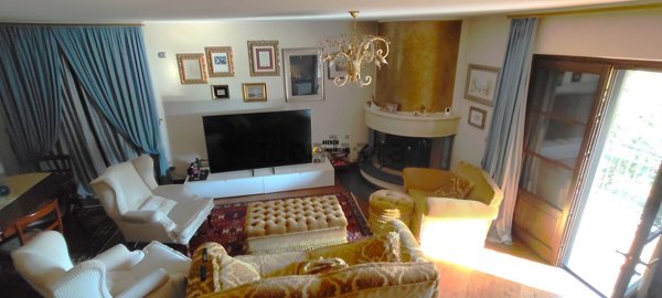 casa indipendente in vendita a Camaiore in zona Capezzano Pianore