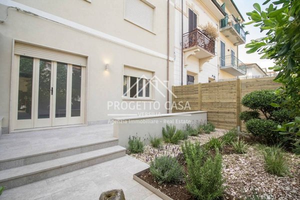 appartamento in vendita a Camaiore